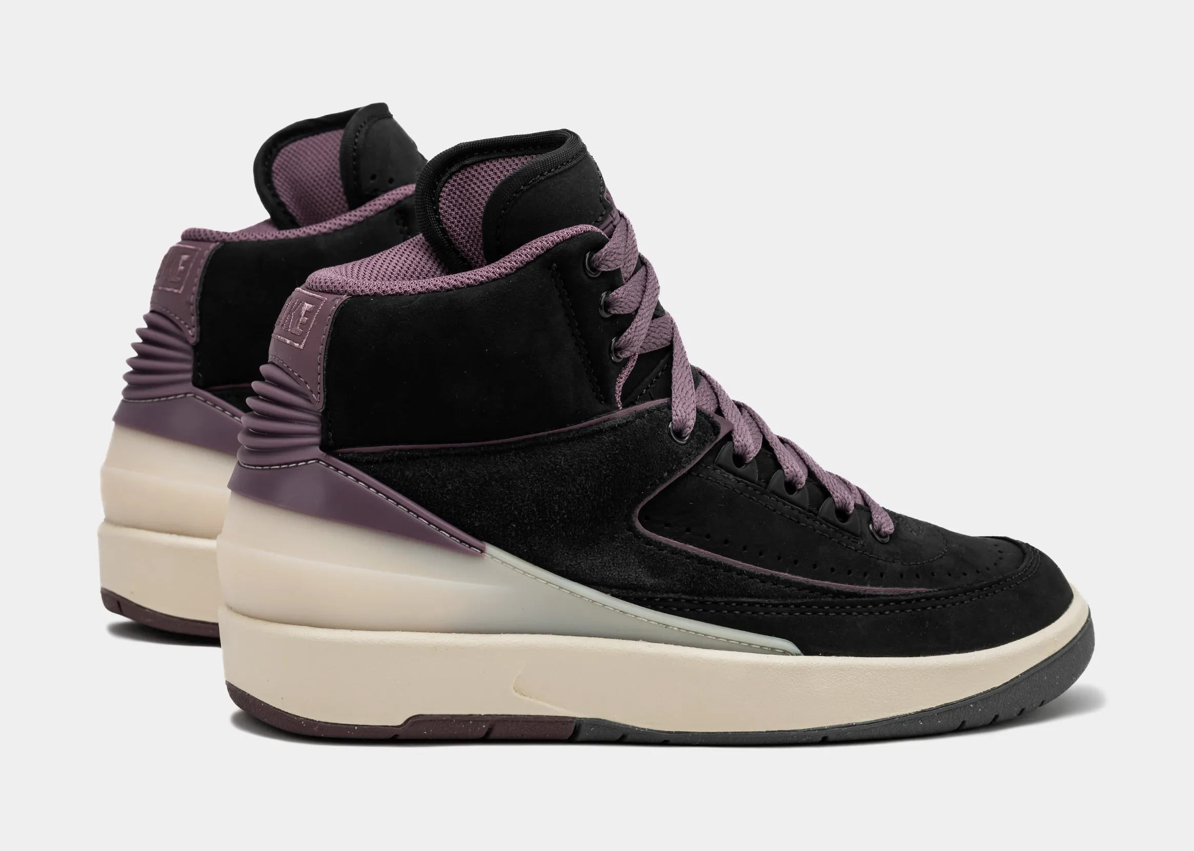 Air Jordan 2 Retro Off Noir Womens Lifestyle Shoes (Off Noir/Ice Cool Grey/Mauve)