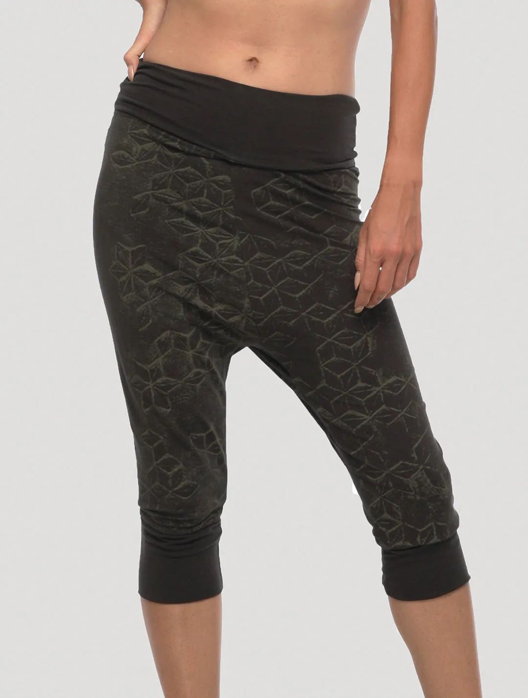 F.O.L Flower of Life Short Leggings