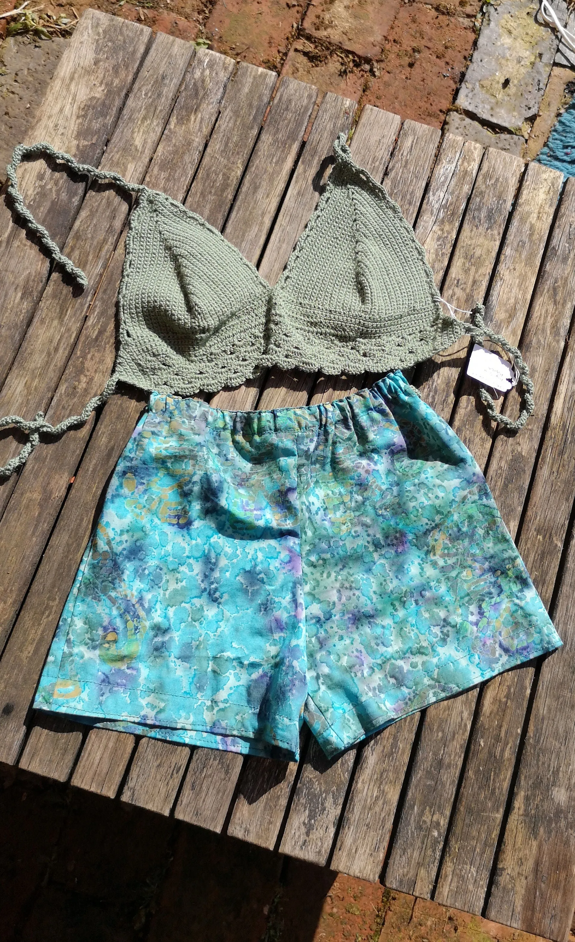 Girls, cute sun suit set, festival bralette and shorts to fit age up to 5