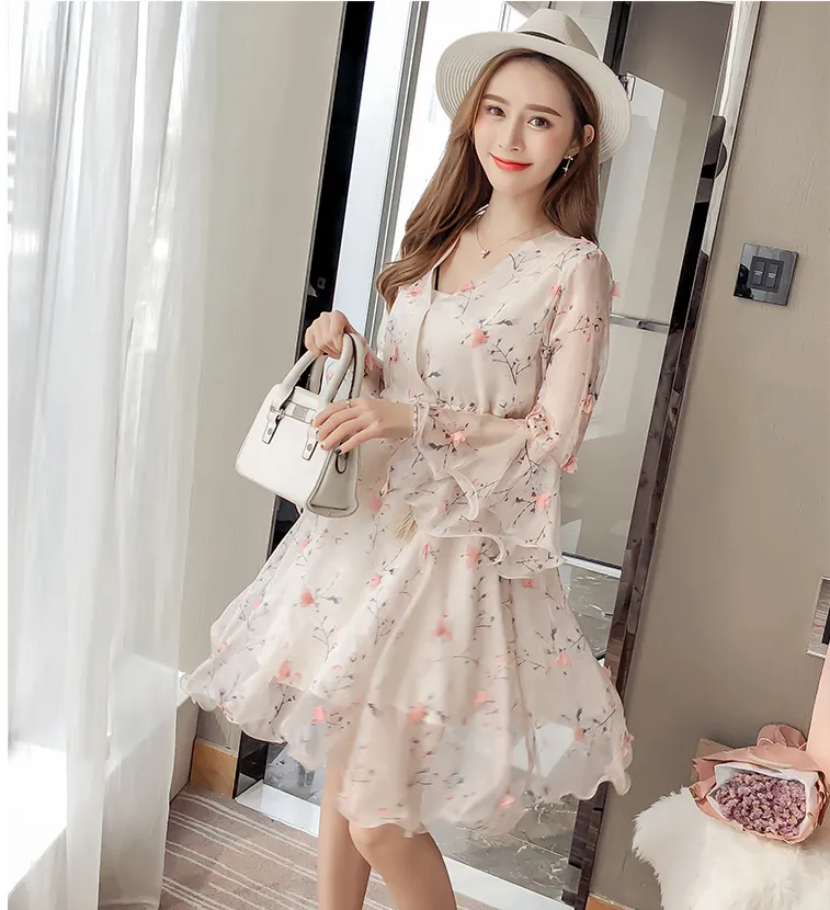 Lady Elegant Chiffon Dress Summer High Elastic Waist Ruffles Sleeve V-neck   S552