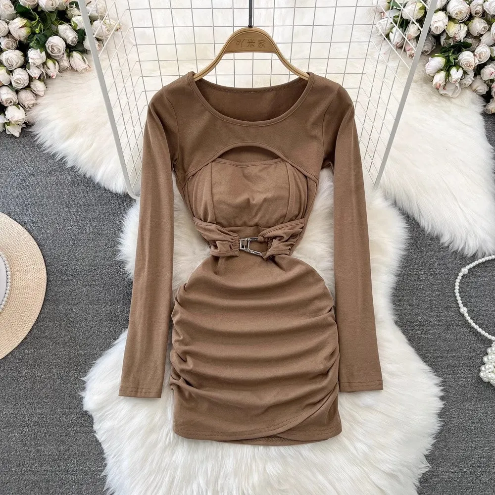 Long Sleeve Round Neck Short Pleated Dress     S4074