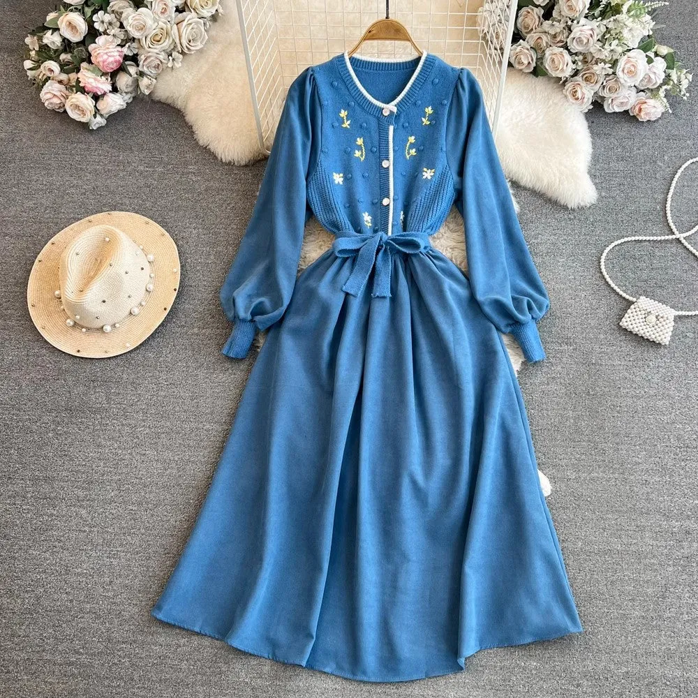 long-sleeved round neck embroidered knitted round neck mid-length a-line dress for women     S4339