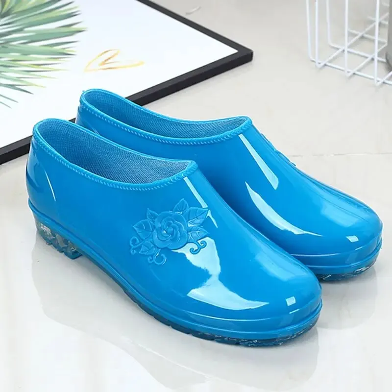 Women Summer Rain Shoes Low-top Water Boots Short Tube Kitchen Non-slip Water Shoes - WRB50128